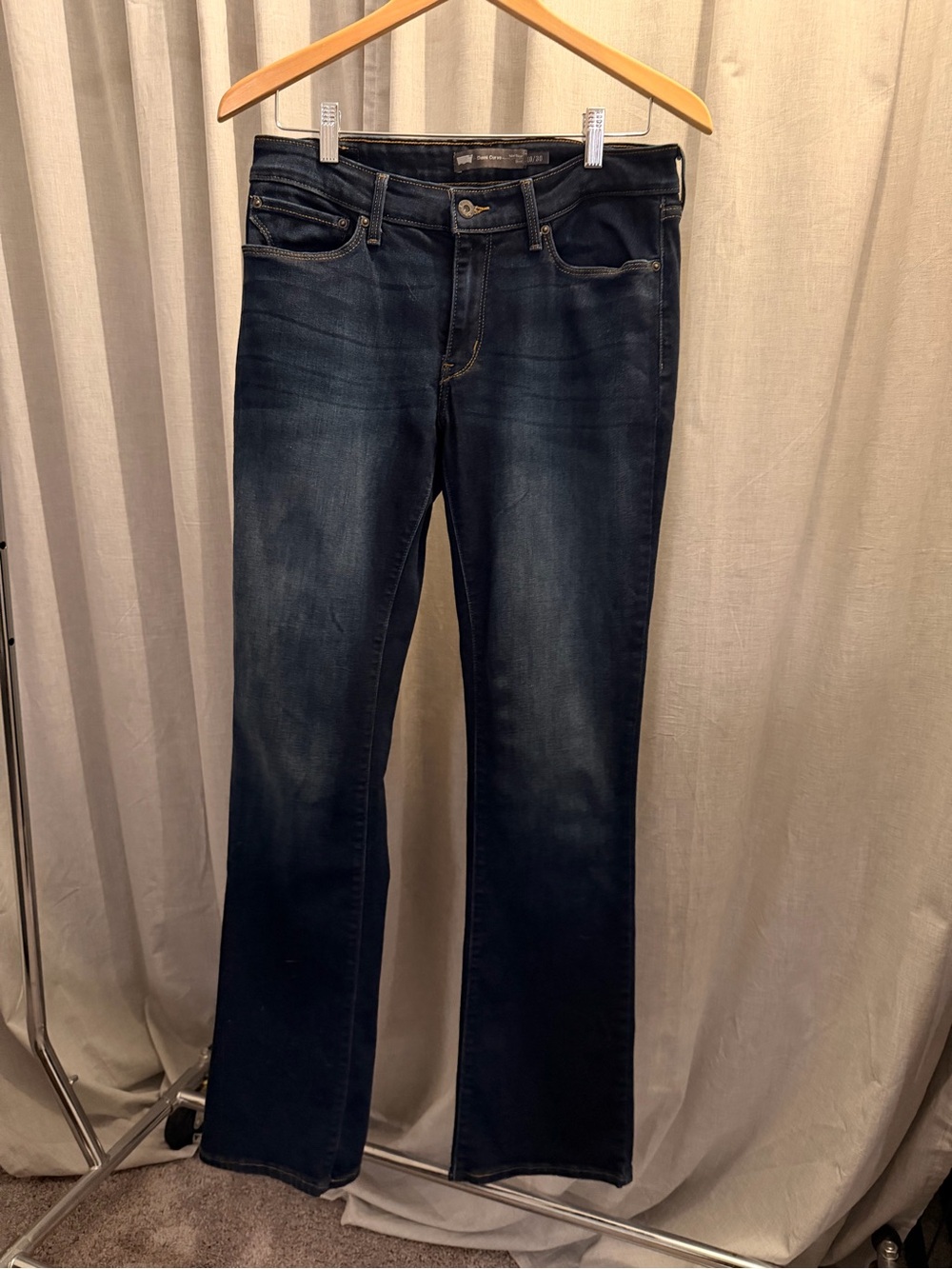 Levi’s Demi Curve Mid Rise Bootcut jeans